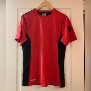 Men’s Under Armour Red and Black Athletic T-Shirt medium